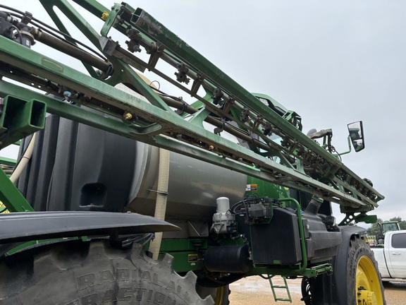 2022 John Deere 410R Sprayer/High Clearance