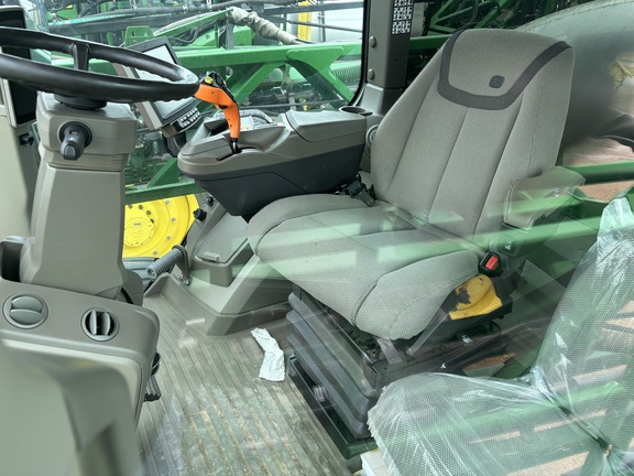 2022 John Deere 410R Sprayer/High Clearance