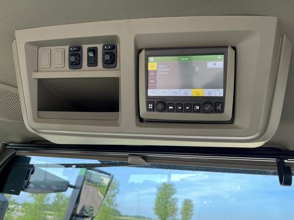 2025 John Deere 9R 640 Tractor 4WD