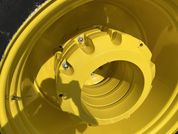 2025 John Deere 9R 640 Tractor 4WD