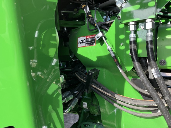 2025 John Deere 9R 640 Tractor 4WD