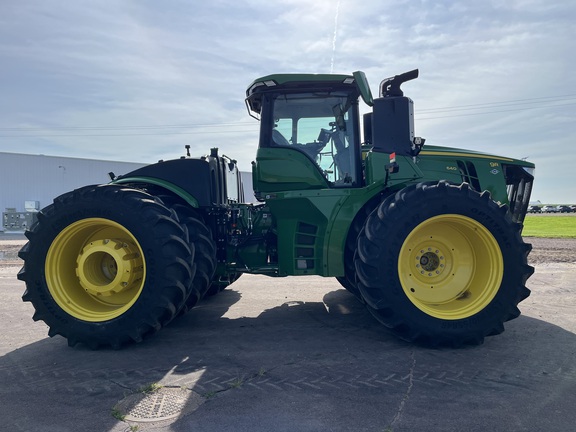 2025 John Deere 9R 640 Tractor 4WD