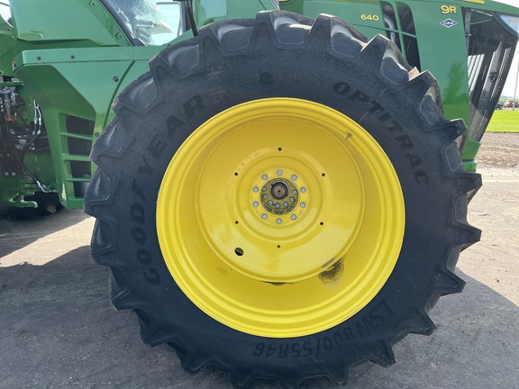2025 John Deere 9R 640 Tractor 4WD