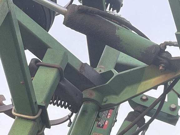 John Deere 980 Field Cultivator