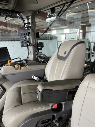 2022 John Deere 8RX 410 Tractor Rubber Track