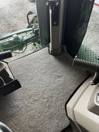 2022 John Deere 8RX 410 Tractor Rubber Track