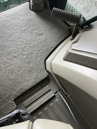 2022 John Deere 8RX 410 Tractor Rubber Track