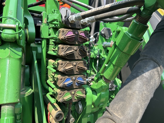 2022 John Deere 8RX 410 Tractor Rubber Track