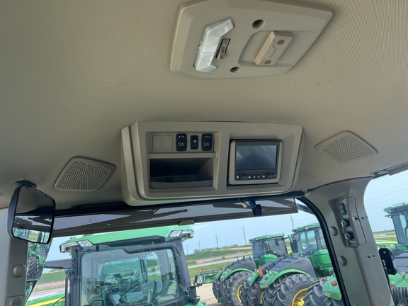 2022 John Deere 8RX 410 Tractor Rubber Track