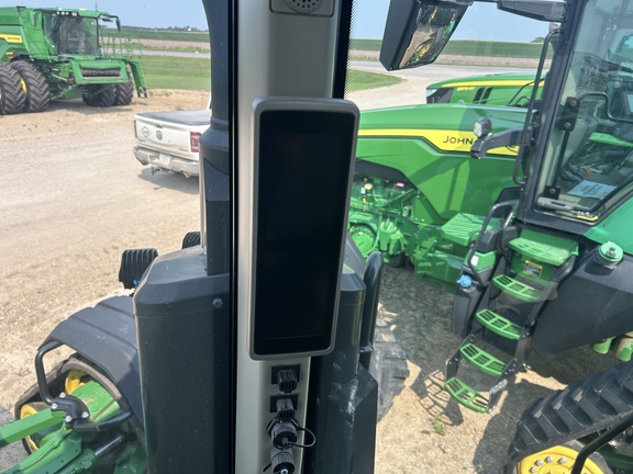 2022 John Deere 8RX 410 Tractor Rubber Track