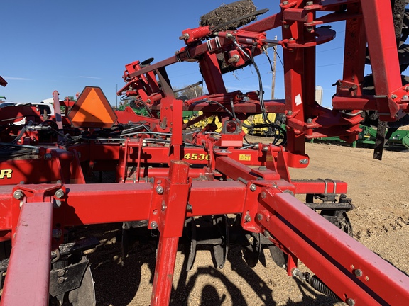 2019 Sunflower 4530 Chisel Plow