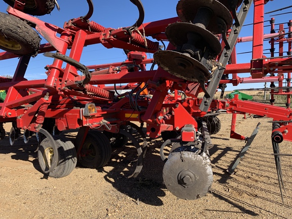 2019 Sunflower 4530 Chisel Plow