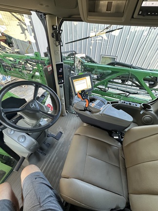 2022 John Deere 412R Sprayer/High Clearance