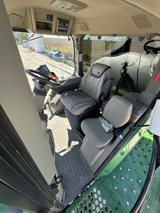 2022 John Deere 412R Sprayer/High Clearance