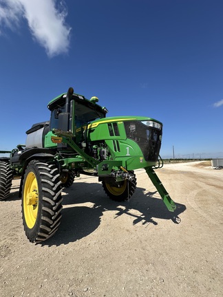 2022 John Deere 412R Sprayer/High Clearance