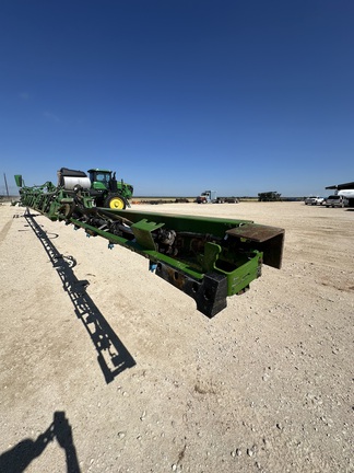 2022 John Deere 412R Sprayer/High Clearance