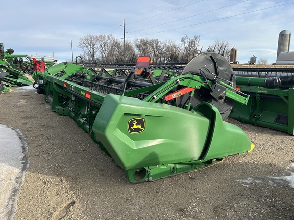2021 John Deere RD40F Header Combine