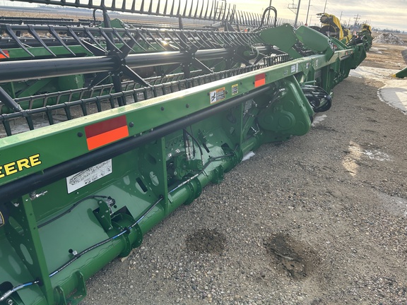 2021 John Deere RD40F Header Combine