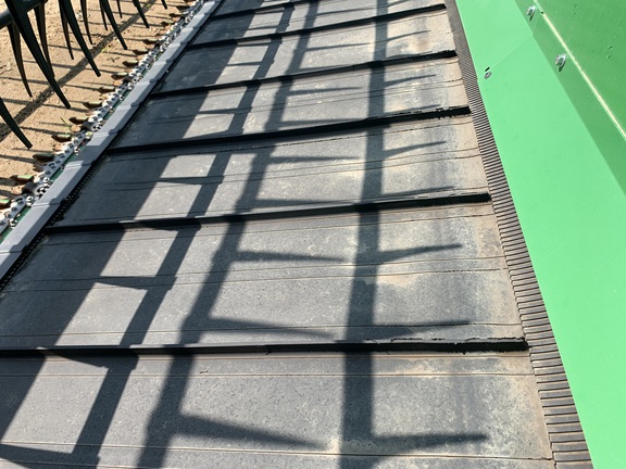 2022 John Deere RD45F Header Combine