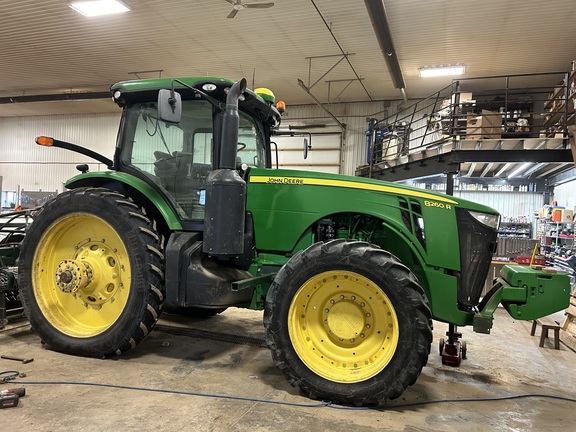 2012 John Deere 8260R Tractor