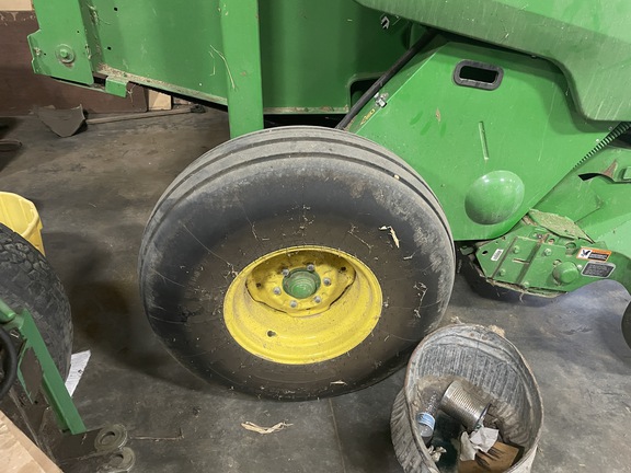 2019 John Deere 560M Baler/Round