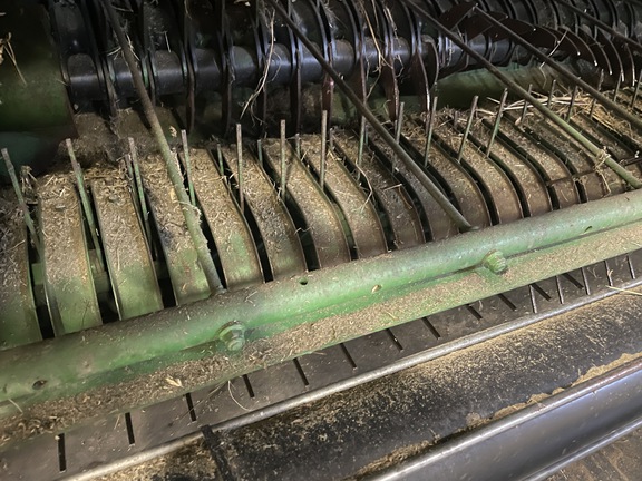 2019 John Deere 560M Baler/Round