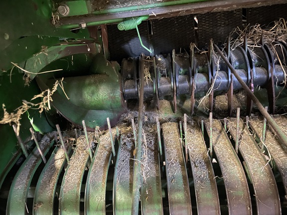 2019 John Deere 560M Baler/Round