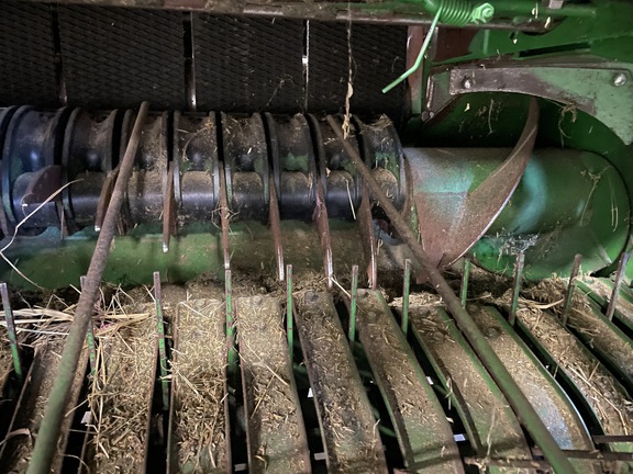 2019 John Deere 560M Baler/Round