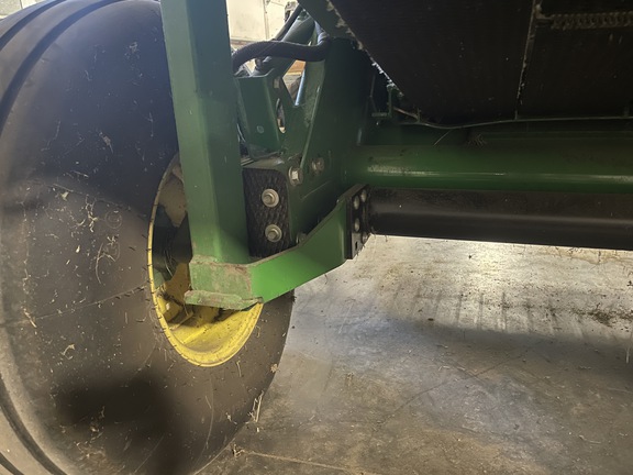 2019 John Deere 560M Baler/Round