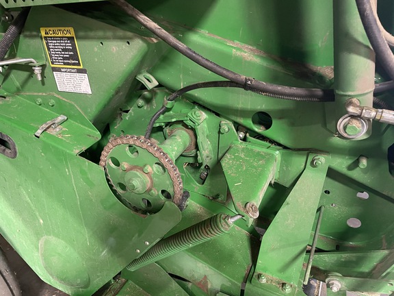 2019 John Deere 560M Baler/Round
