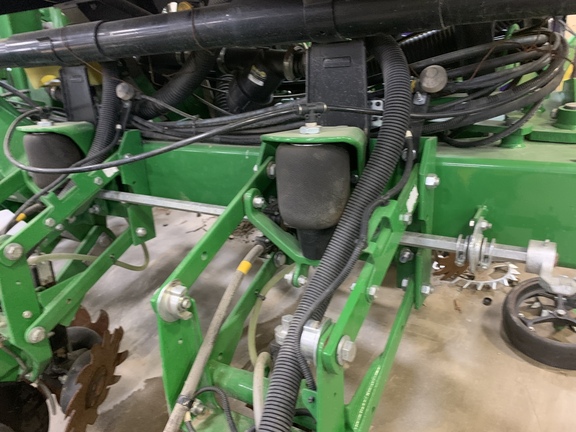 2021 John Deere 1765 Planter