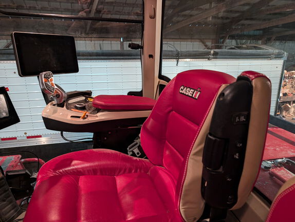 2023 Case IH Steiger 470 AFS Tractor 4WD