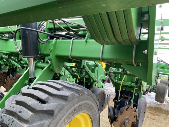 2019 John Deere DB66 Planter