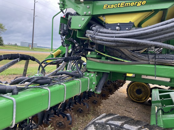 2019 John Deere DB66 Planter