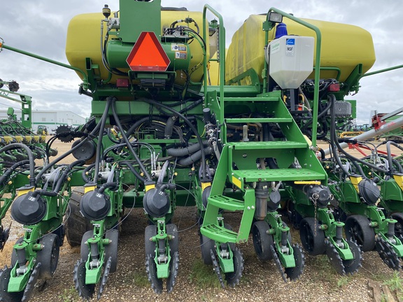 2019 John Deere DB66 Planter