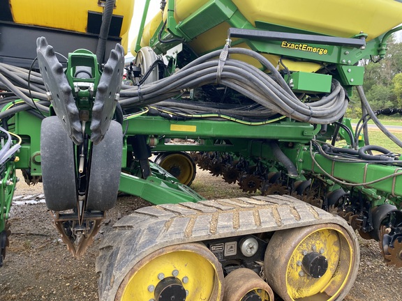 2019 John Deere DB66 Planter