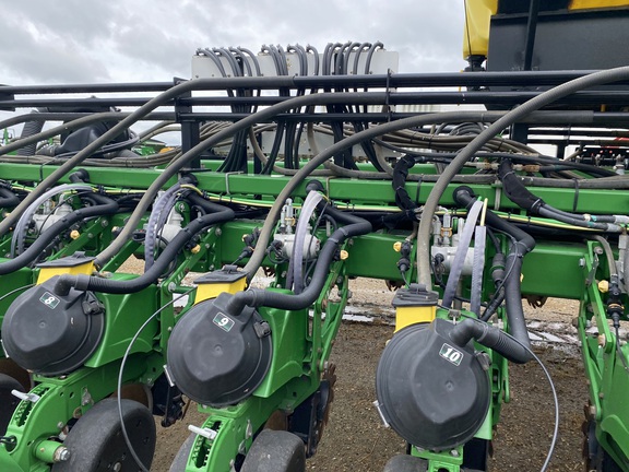 2019 John Deere DB66 Planter