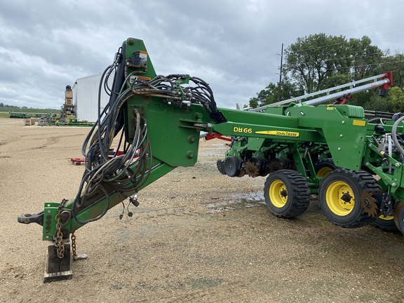 2019 John Deere DB66 Planter