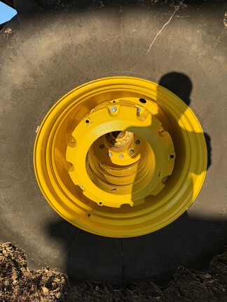 2023 John Deere 9R 640 Tractor 4WD