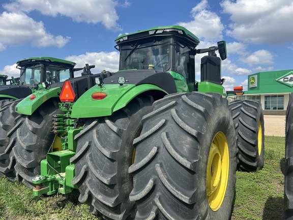 2023 John Deere 9R 640 Tractor 4WD