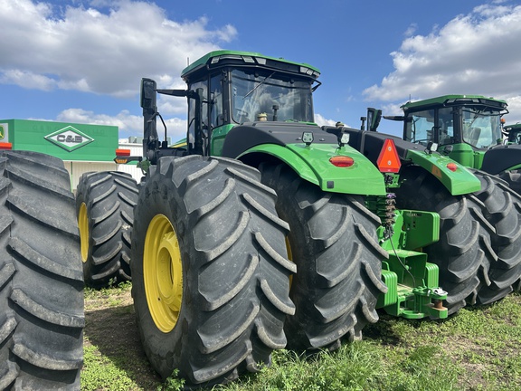 2023 John Deere 9R 640 Tractor 4WD