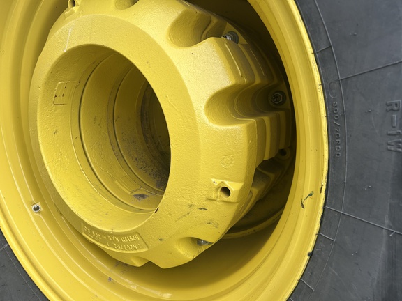 2023 John Deere 9R 640 Tractor 4WD