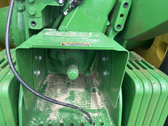 2023 John Deere 9R 640 Tractor 4WD