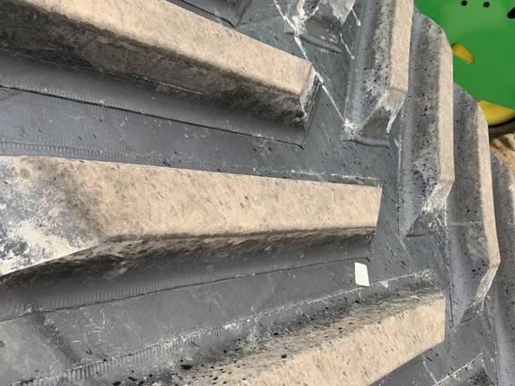 2025 John Deere 9RX 590 Tractor Rubber Track
