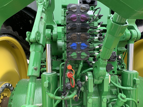 2025 John Deere 8RT 340 Tractor Rubber Track