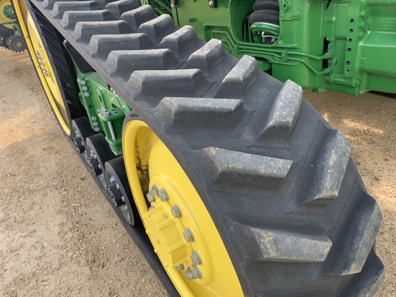 2025 John Deere 8RT 410 Tractor Rubber Track