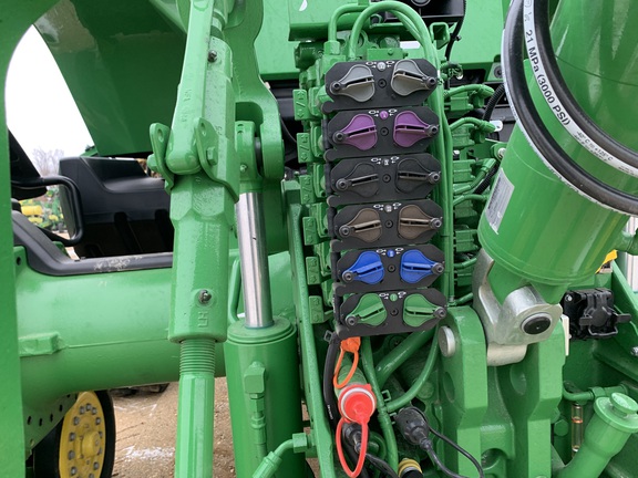 2025 John Deere 8RX 410 Tractor Rubber Track