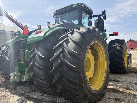 2025 John Deere 9R 640 Tractor 4WD
