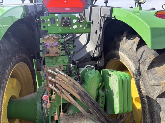 2025 John Deere 9R 640 Tractor 4WD