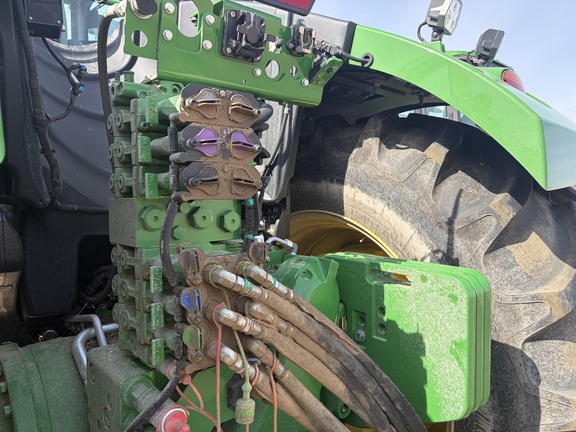 2025 John Deere 9R 640 Tractor 4WD